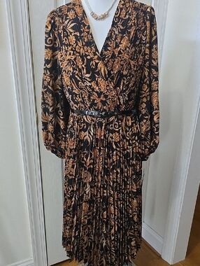 Melonie Brand Women's Plus Black & Gold Floral V-Neck Women’s Dress Size 16W